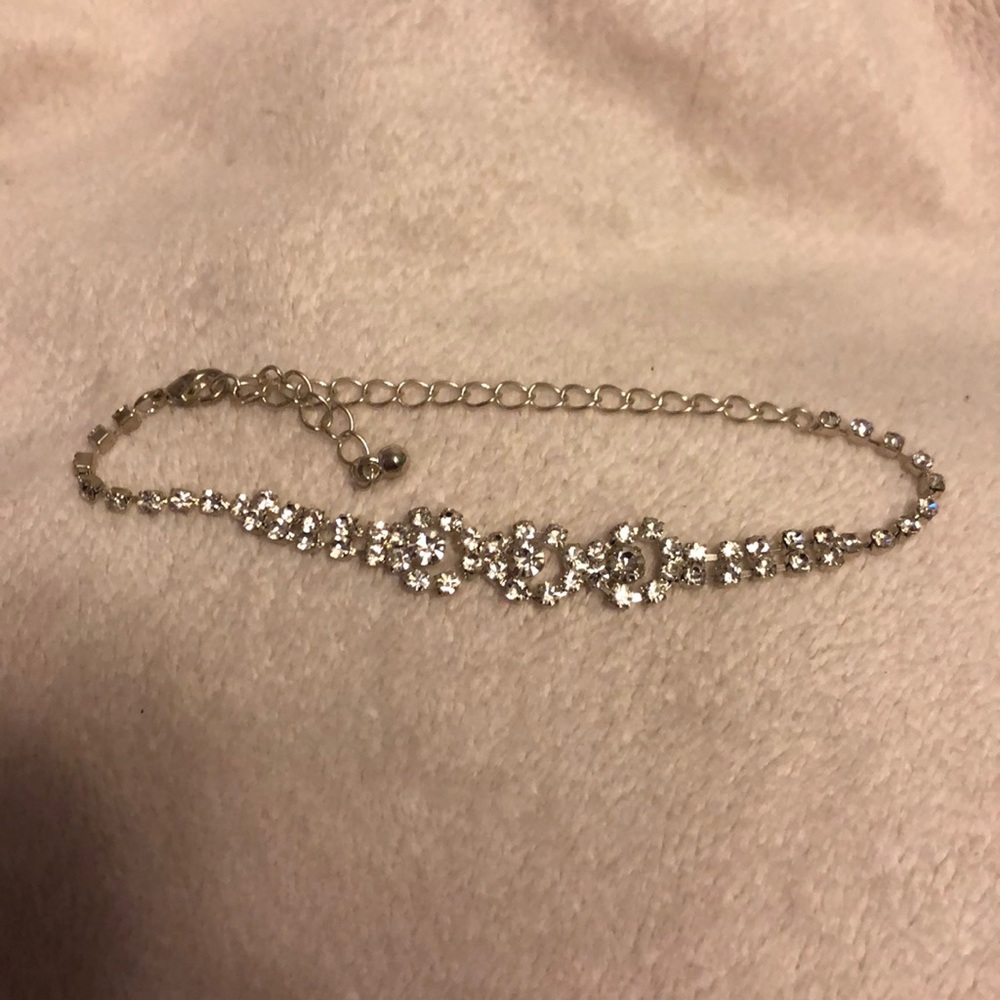 Windsor rhinestoned/sparkly bracelet✨